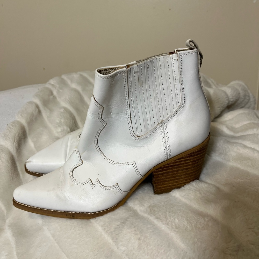 Sam Edelman 8.5 Winona White Leather Slip On Cowgirl Country Casual Boots